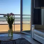 Knappe Met Subliem Zeezicht! Apartment *