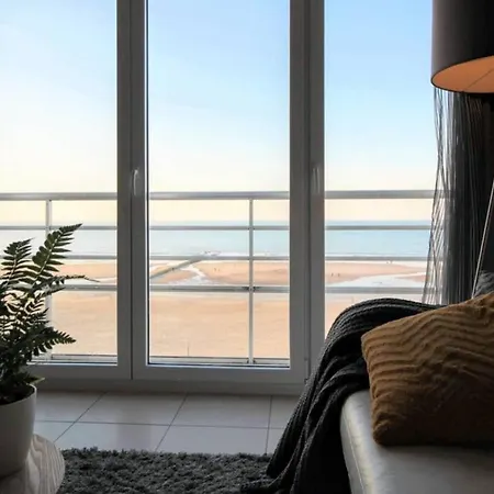 Apartment Knappe Met Subliem Zeezicht!