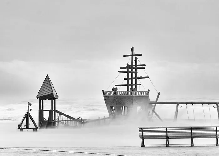 公寓 Knappe Met Subliem Zeezicht! 奥斯滕德